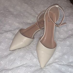 Journee Cream Flats